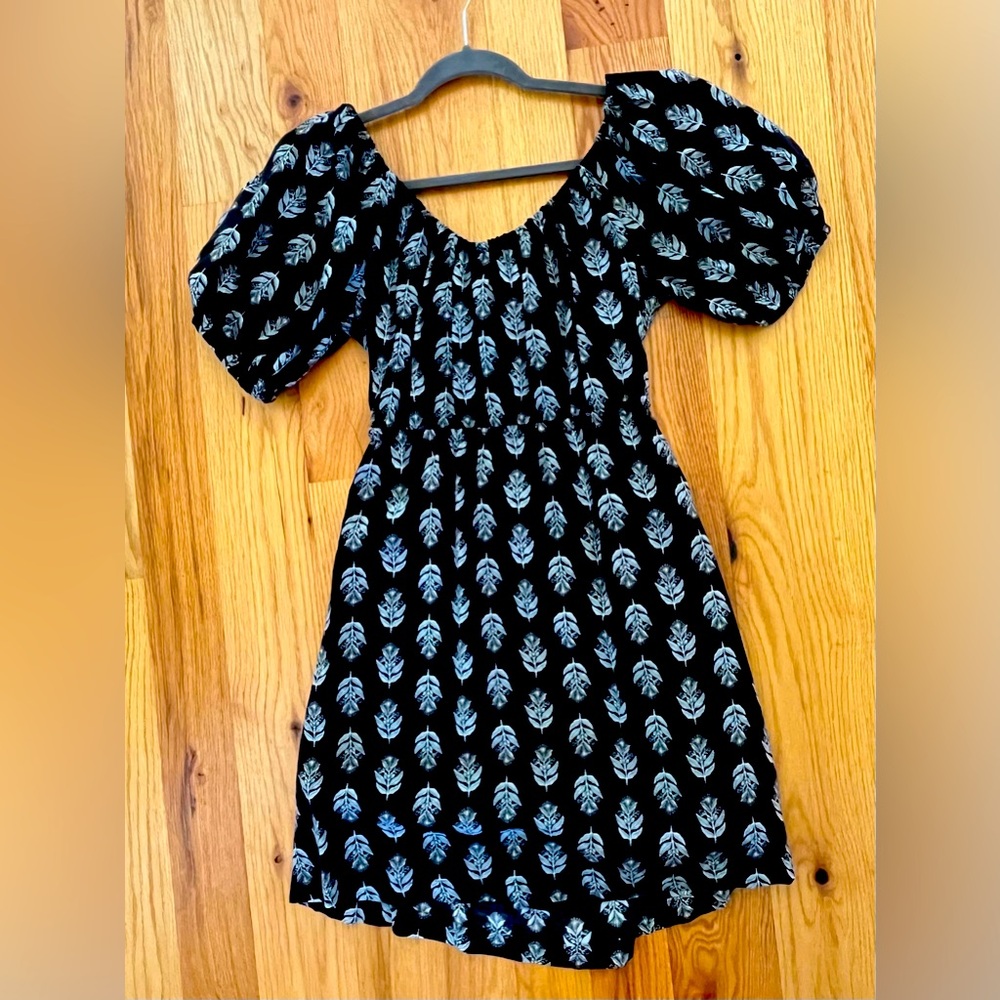 Old Navy open back dress xs in black